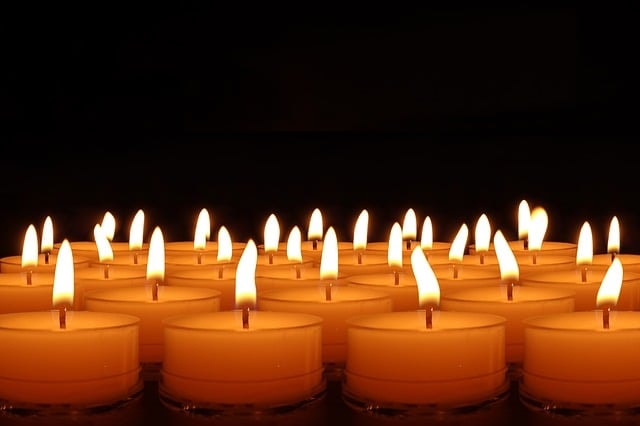deceased, memories, judaism, blessings, practice, hope, person, honor, matter, rabbi, death, custom,