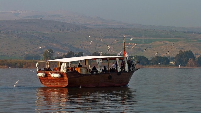 river jordan, biblical history, explore israel, northern israel, jordan river baptism, christ tour, ancient jesus boat, jesus walked